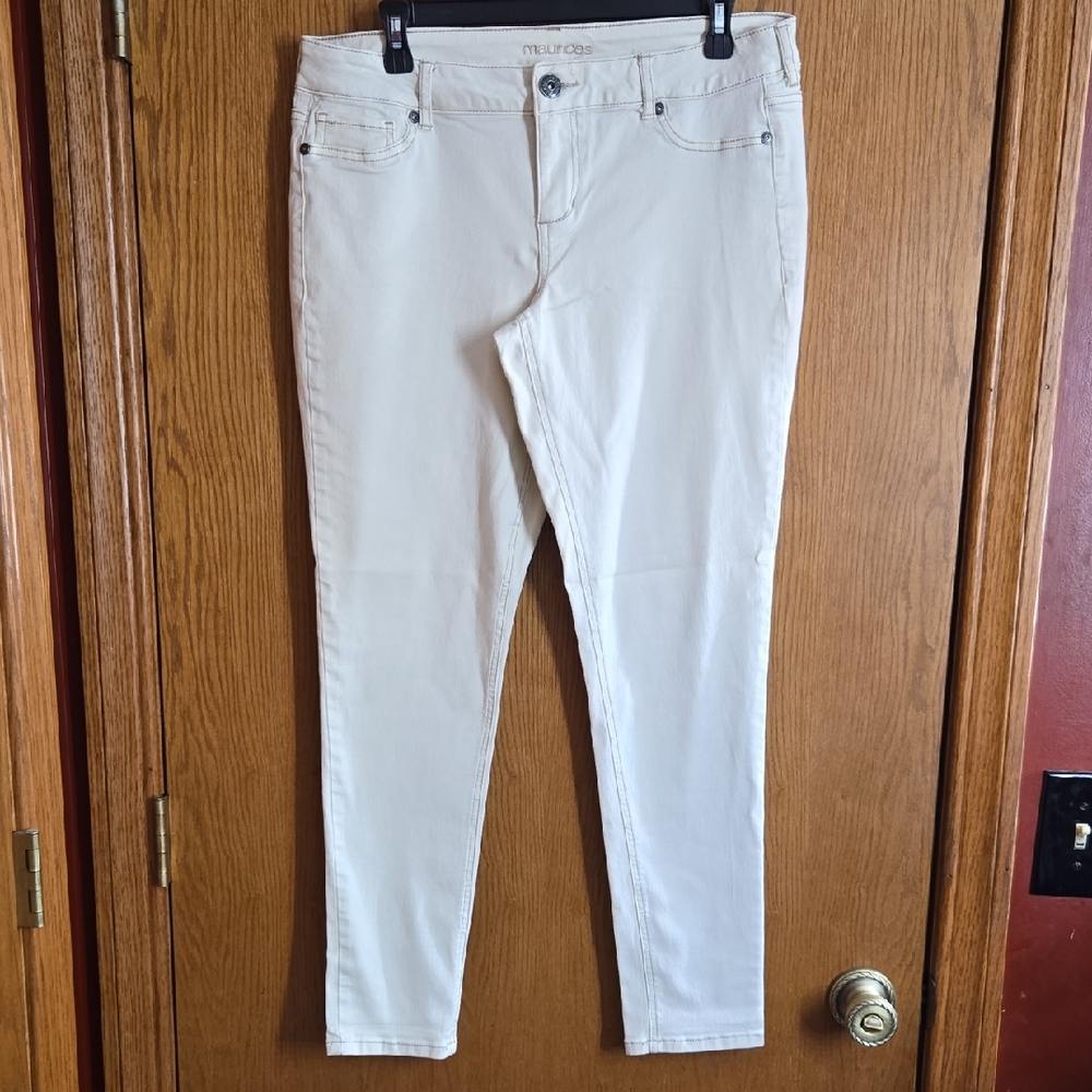 Maurices Light Beige Skinny Jeans